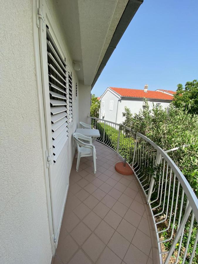 Apartmani Mare Baška Voda Exterior foto