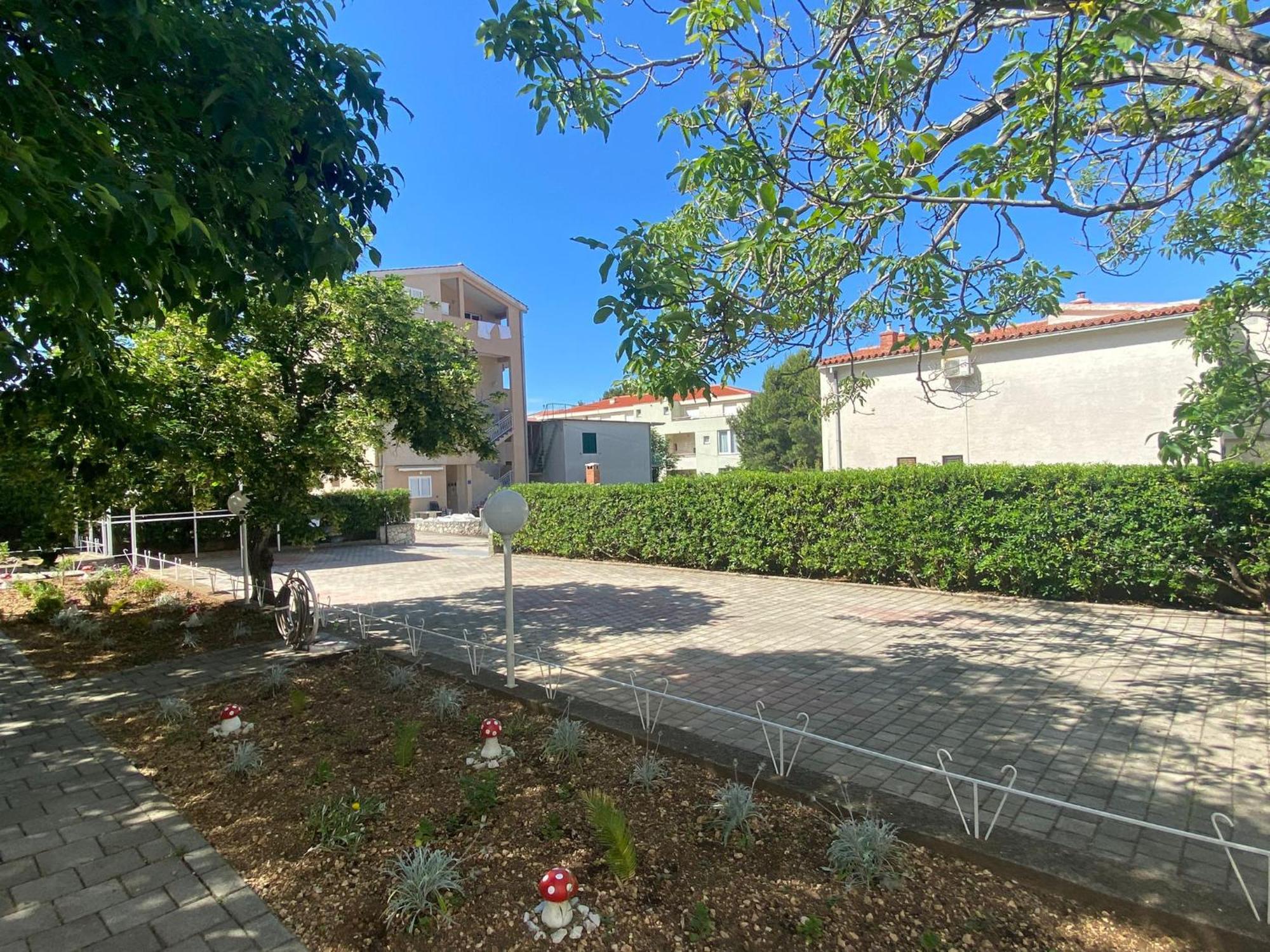 Apartmani Mare Baška Voda Exterior foto